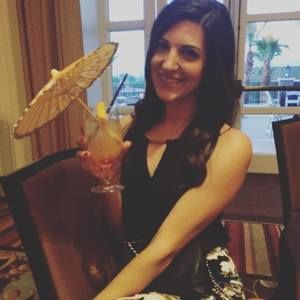 Meet your Posher, Nicole